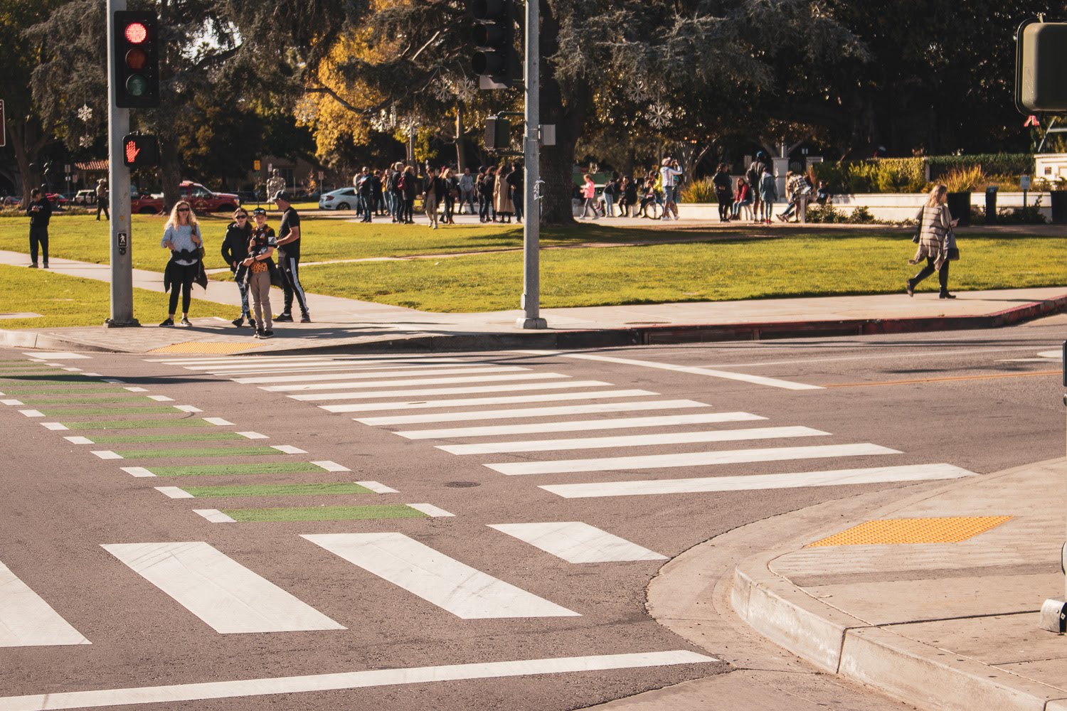 Biloxi, MS – Update: John Mahoney Killed in Pedestrian Accident on Beach Blvd 