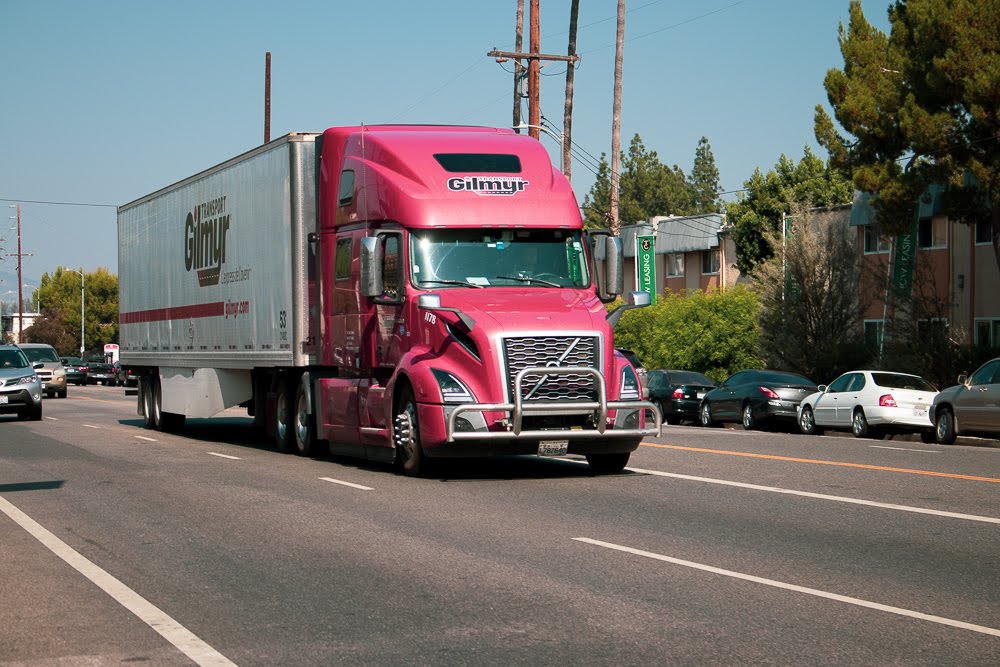 Hattiesburg, MS – Truck Accident with Injuries at US-49 & McLaurin Rd